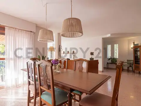Casa en Venta en Villa Elisa, USD 255.000
