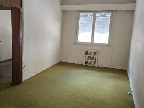 Valentin Gomez y Ecuador- Abasto- Semipiso c/fte 87m2 Oportunidad!