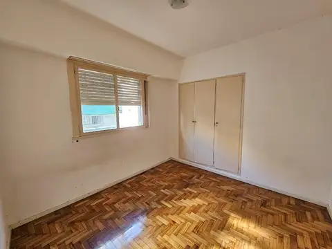 Departamento en Alquiler en Parque Rivadavia, $ 620.000