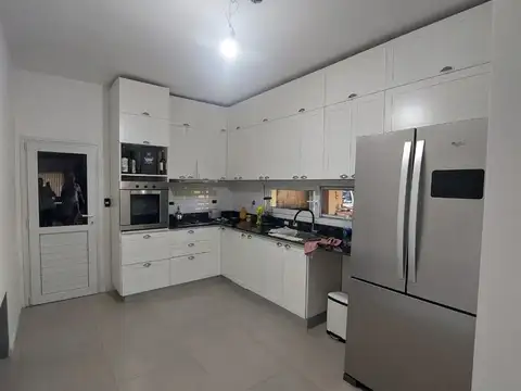 Casa en Venta en La Lonja, USD 250.000