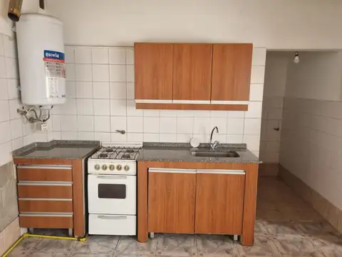 Alquiler PH  2 amb. Floresta Servicios incluidos