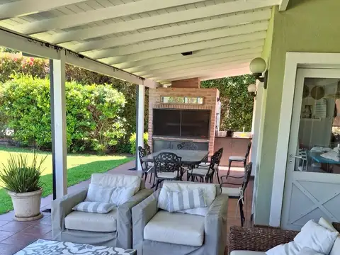 Casa en alquiler de verano en Solares del Talar