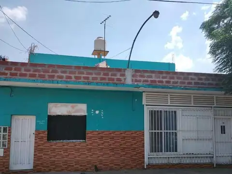 COMPLEJO 5 DEPARTAMENTOS EN MORENO