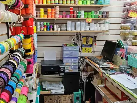 Excelente local c/renta y Gran Potencial Comercial