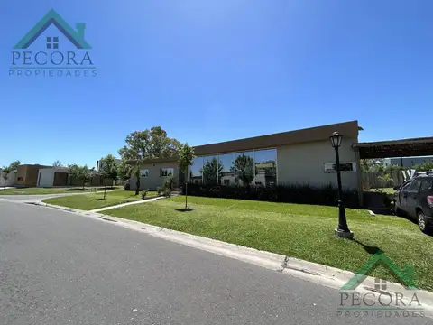 Casa en Venta en Pilar Del Este, USD 245.000