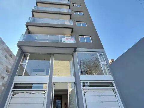DEPTO PISO 4 AMB CN COCHERA Y BALCON AL FRENTE