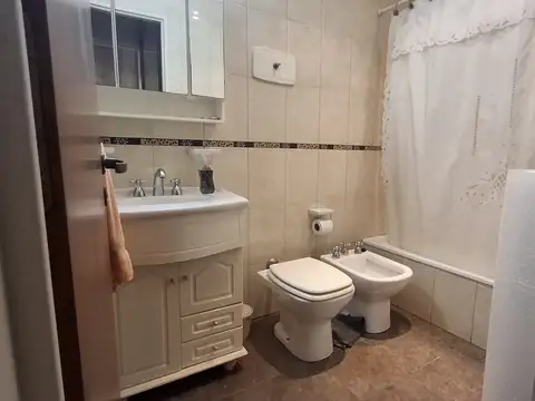 Depto Tipo Casa en Venta 50 años