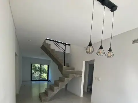 Departamento en Venta en Del Viso, USD 200.000