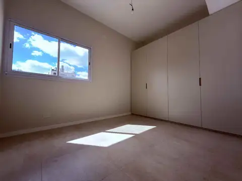 Depto Tipo Casa en Venta en Saavedra, USD 245.000