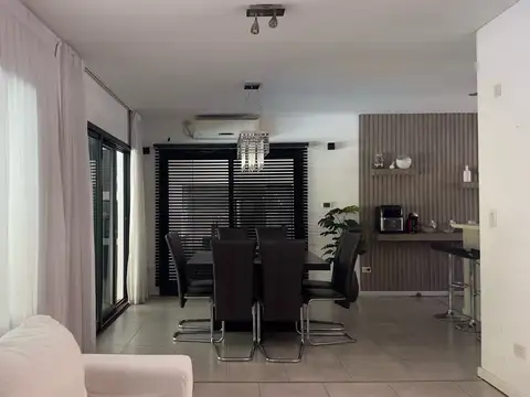 Casa en Venta en La Arboleda (Escobar), USD 258.000