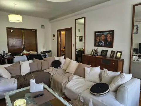 Depto Tipo Casa en Venta de 5 ambientes