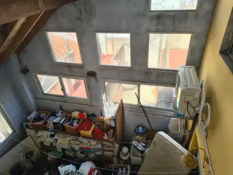 AMPLISIMO E INUSUAL PH CON FONDO LIBRE