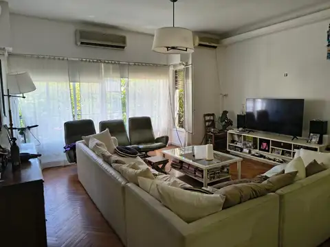 AMPLISIMO E INUSUAL PH CON FONDO LIBRE