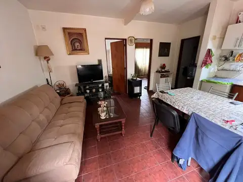 Depto Tipo Casa en Venta 59 años
