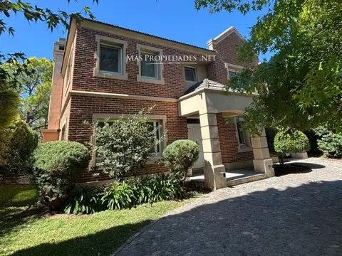 Casa en Alquiler de 3 dormitorios