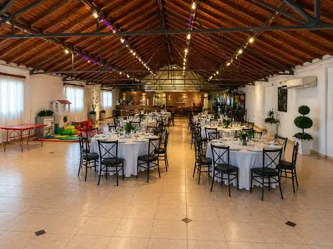 Local en Venta 70 años