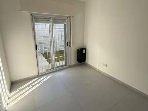 Casa en Alquiler en Zárate, $ 900.000