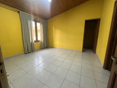 Casa 4 amb en alquiler  con espacio para vehiculo