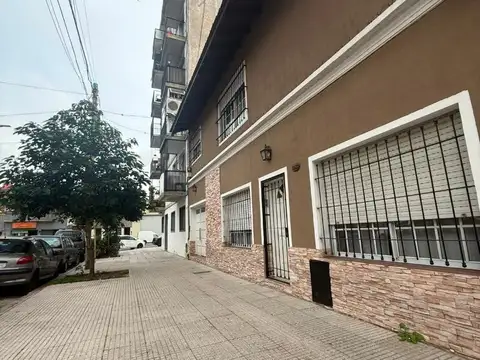 Hermosa Casa en Lote Propio - Única por su Estado