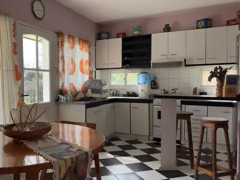 Casa en Venta con 5 cocheras