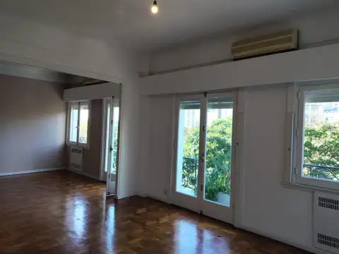 Maipú 1200 , Piso 3