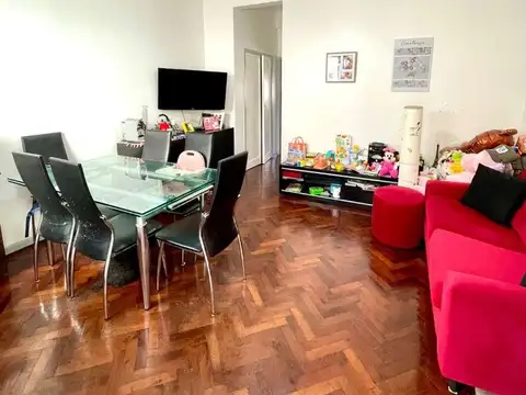 Avenida Teniente General Donato Álvarez 1500, Piso 1