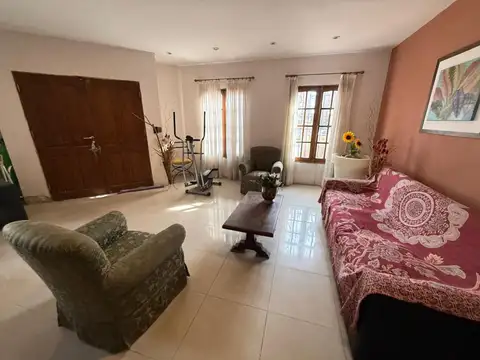 Casa en Venta en La Calera, USD 174.900