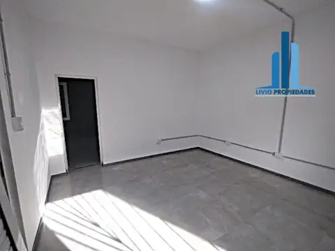 Depto Tipo Casa en Alquiler de 3 ambientes