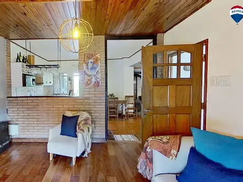 Depto Tipo Casa 5 ambientes con 2 baños