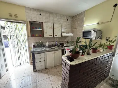 Casa en Venta en Rafael Calzada, USD 70.000