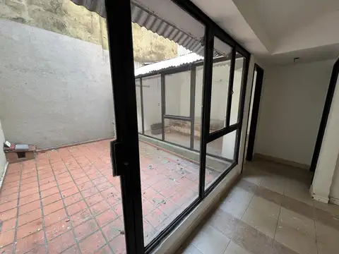 Oficina Comercial / Ideal Consultorio en Recoleta