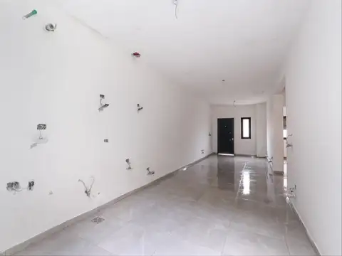 Venta Departamento 3 amb c/patio en Villa Bosch
