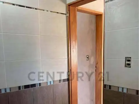 Calle 143 e/ 522bis y 523 , Piso 0