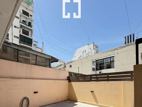 VENTA DEPARTAMENTO 3 DORMITORIOS APTO CRÉDITO CON TERRAZA PROPIA EN 3ER PISO BARRIO NORTE