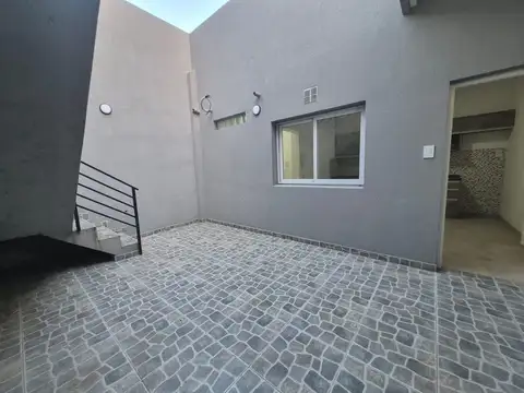 Depto Tipo Casa en Venta de 2 dormitorios