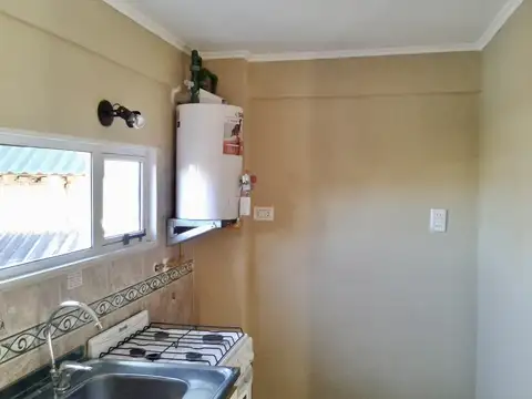 Excelente complejo comercial y habitacional frente a Ruta N°40.