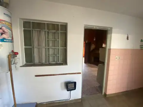 Venta | Casa | 2 Dormitorios | Capitán Bermúdez | Barrio Centro