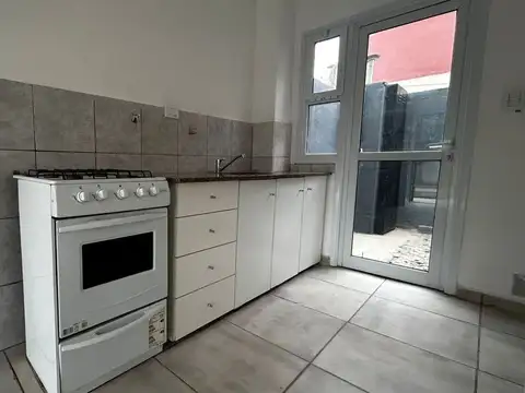 Depto Tipo Casa 3 ambientes con 1 baño