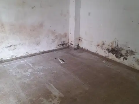 Local en Venta 50 años