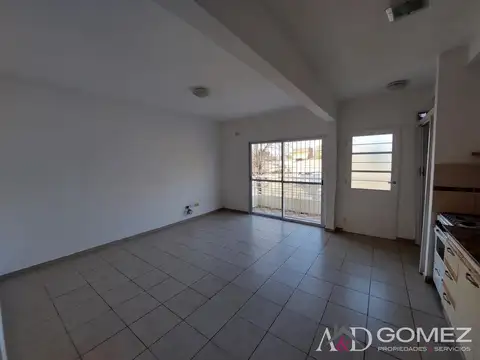 2 AMBIENTES MUY LUMINOSO CON EXPENSAS BAJAS