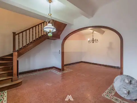 VENTA CASA TRES CRUCES 3 DORMITORIOS GARAJE JARDÍN