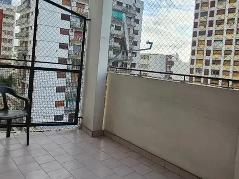 Avellaneda 100, Piso 5