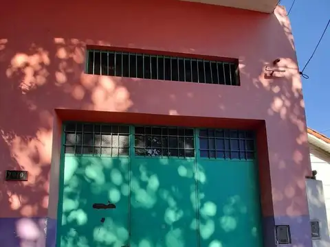 Galpon en Alquiler en Villa Ballester, $ 900.000