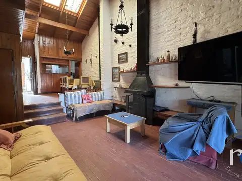 Depto Tipo Casa en Venta de 4 dormitorios