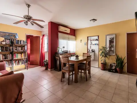 Departamento 3 ambientes con 2 baños