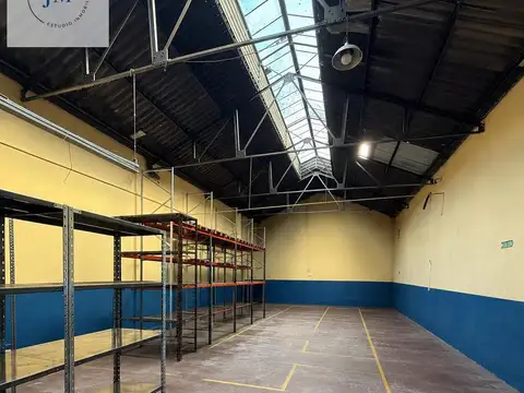 Depósito en alquiler Florida oeste. 225 m2