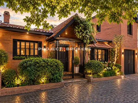 Hermosa casa en venta Castelar Norte