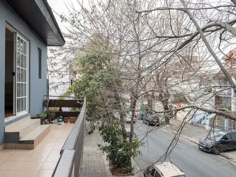 Depto Tipo Casa en Venta 24 años