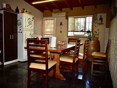 Casa 5 ambientes con 1 baño