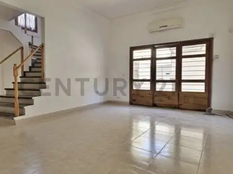 VENTA CASA 4 AMBIENTES - HAEDO NORTE